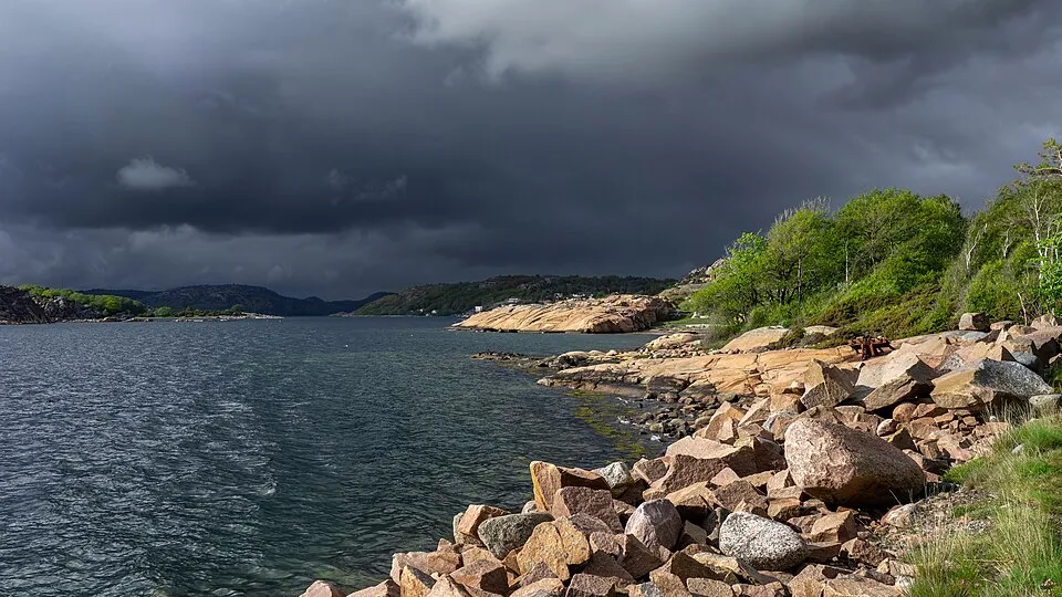 Nimbostratus rain layer